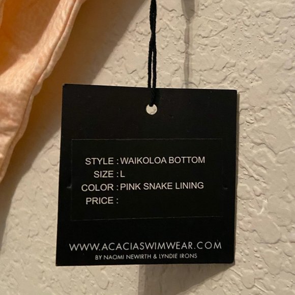 Acacia waikoloa bottom in pink snake. Large. NWT! - Picture 2 of 2